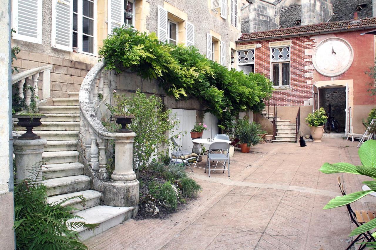 Le Tabellion Bed and Breakfast Noyers-sur-Serein Εξωτερικό φωτογραφία