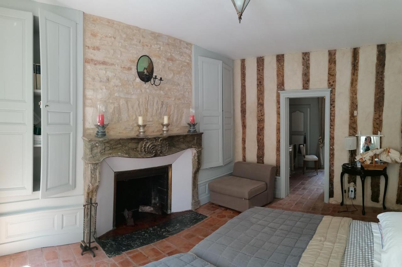 Le Tabellion Bed and Breakfast Noyers-sur-Serein Εξωτερικό φωτογραφία