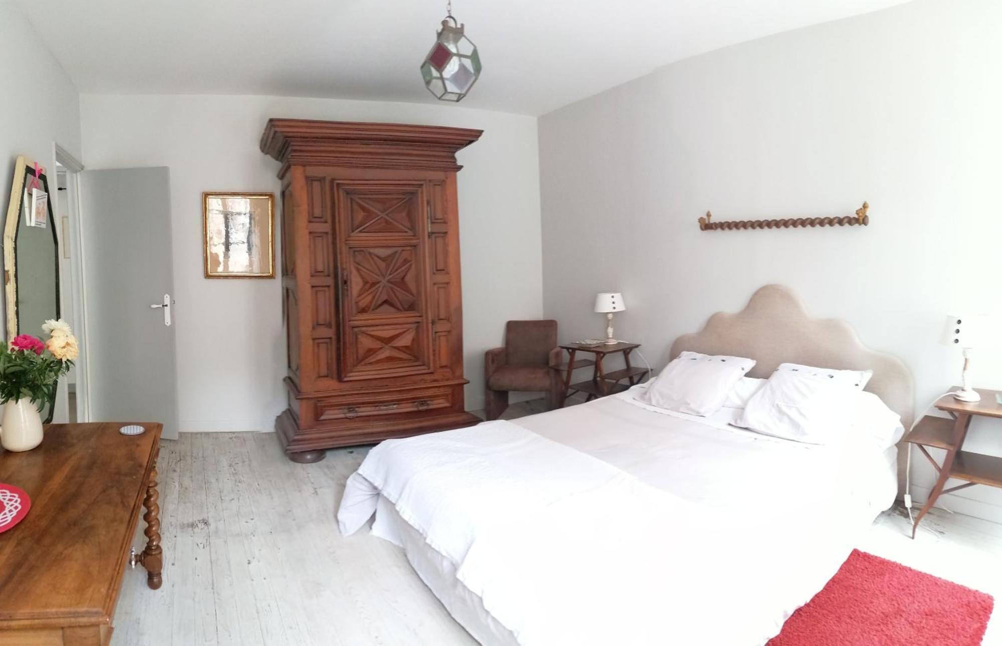 Le Tabellion Bed and Breakfast Noyers-sur-Serein Εξωτερικό φωτογραφία